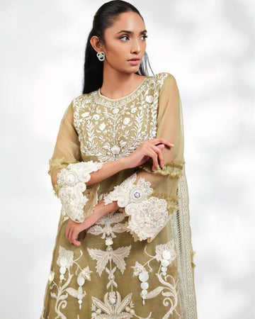 (FF-5) Reena Long