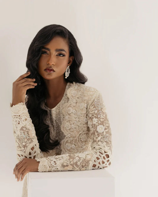Nyra (Ivory)