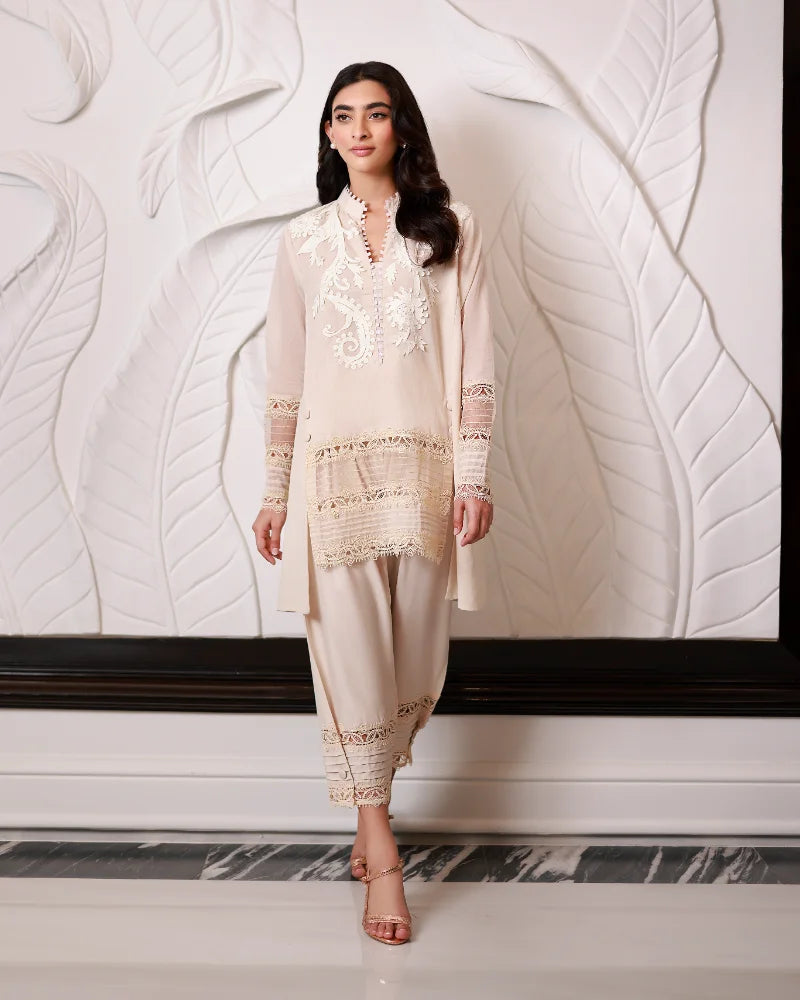Fayha short
