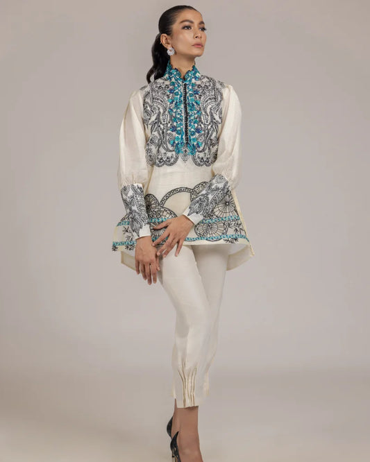 Soha Monochrome - Peacock Top