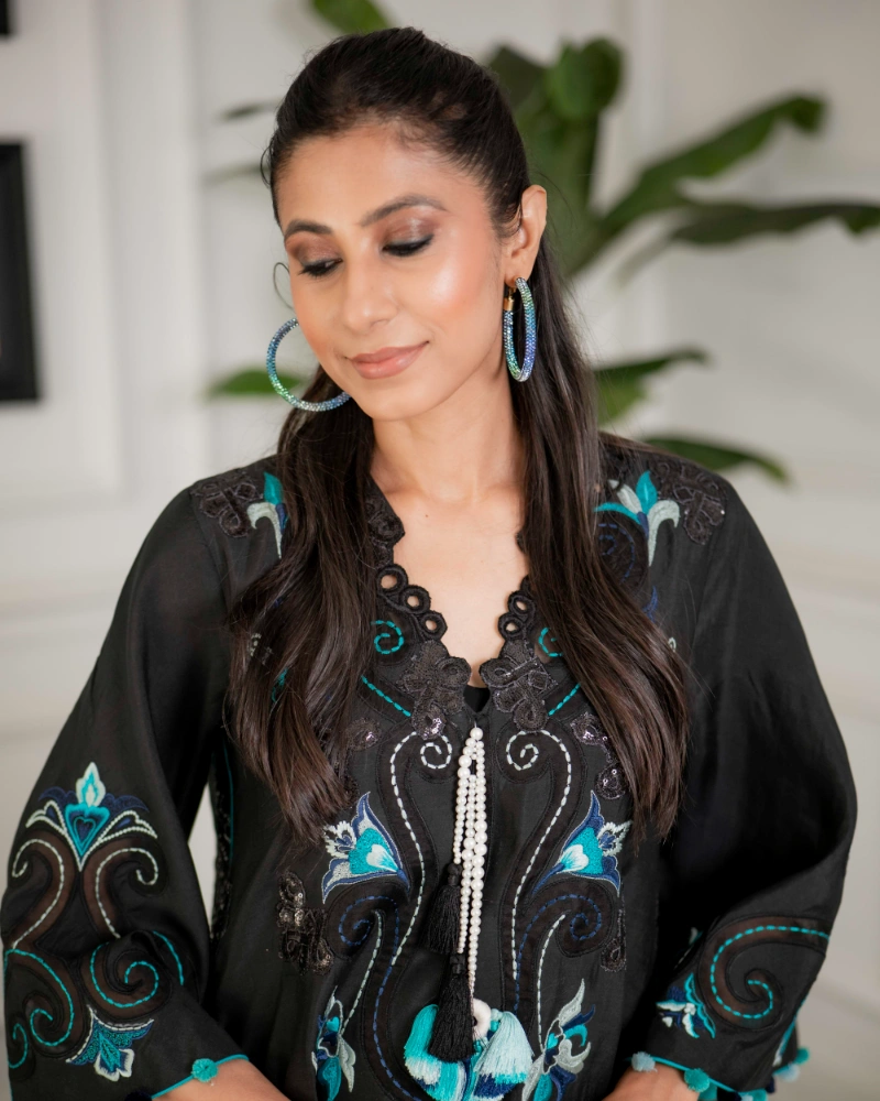 Sneha-Black